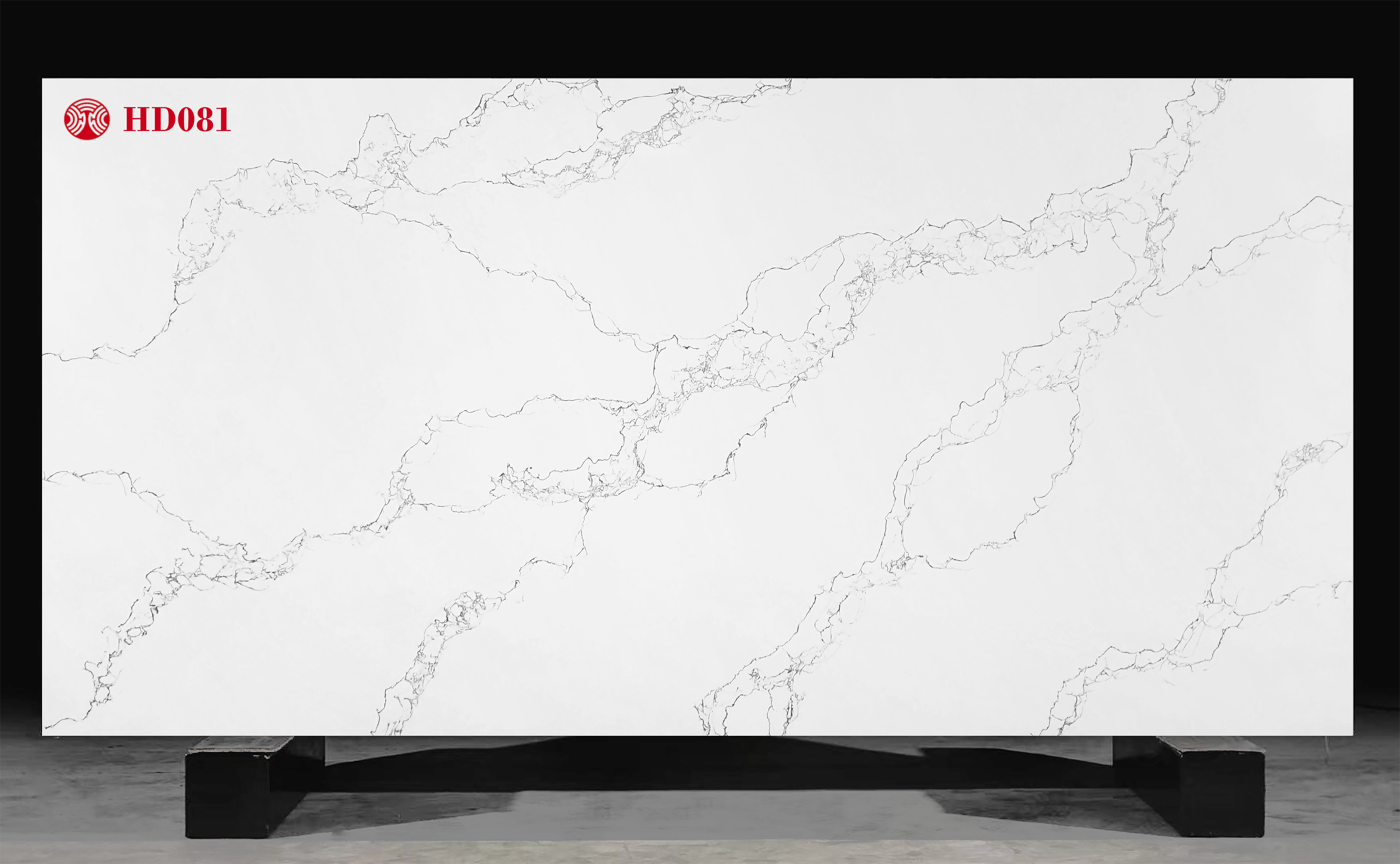  Calacatta Natural Smooth Fine Lines Artificial Quartz Slabs